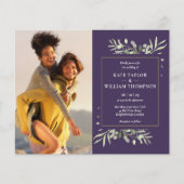 Lila Budget Grüne Foto Hochzeit Einladung (Vorderseite)