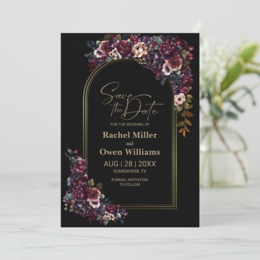 Lila Burgund-Schwarze-Flora-Hochzeit Save The Date (Stehend Vorderseite)