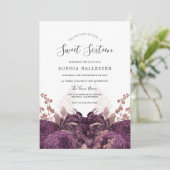 Lila Burgundy Floral Elegant Sweet 16 Party Einladung (Stehend Vorderseite)