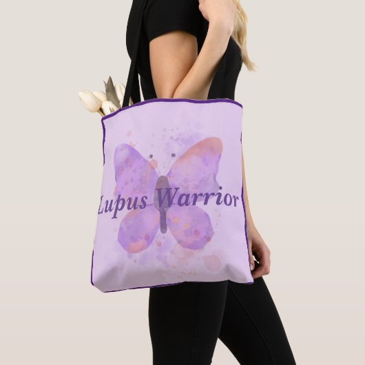 Lila Butterfly Lupus Warrior Tasche (Von Nahem)