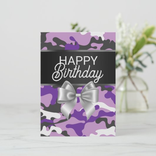 Lila Camouflage & Bow Happy Day Card Einladung (Stehend Vorderseite)