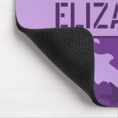 Lila Camouflage Mit Monogramm Mousepad (Ecke)
