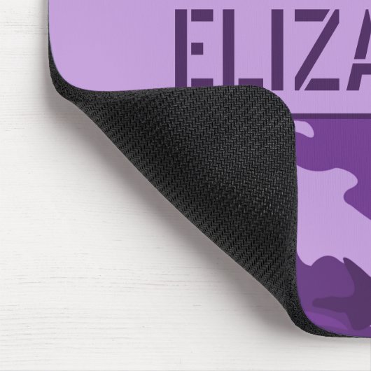 Lila Camouflage Mit Monogramm Mousepad (Ecke)
