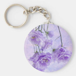 Lila Campanella Blume Makro Schlüsselanhänger