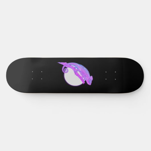 Lila Chameleon Skateboard (Horizontal)