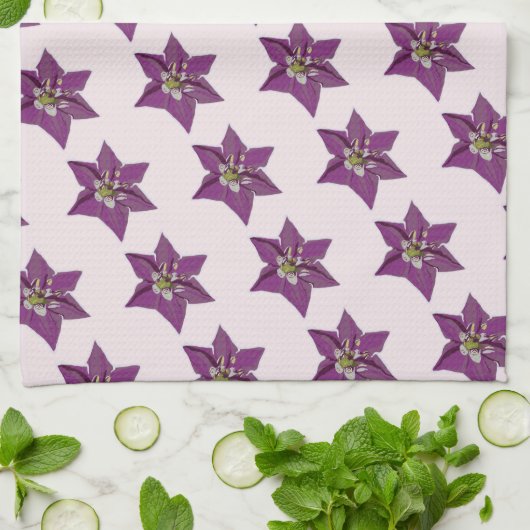 Lila Chili Pepper Blossom Geschirrtuch (Gefaltet)