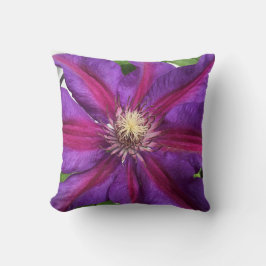 Lila Clematis Blossom Kissen