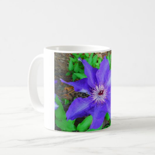 Lila Clematis-Blume Kaffeetasse (Vorderseite Links)