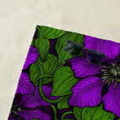 Lila Clematiweine Strandtuch (Beispiel)