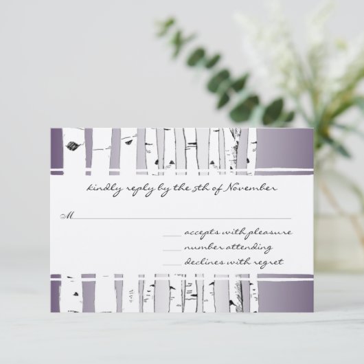 Lila Cloud Birch Tree Wedding RSVP Karte (Stehend Vorderseite)