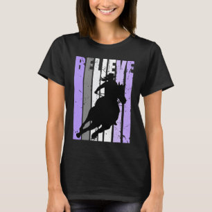 Lila Cowgirl Barrel Racing Pferd Reiten Reiterin R T-Shirt