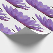 Lila Crocus Blume Wrapping Paper Geschenkpapier (Ecke)