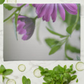 Lila Daisy Geschirrtuch (Gefaltet)