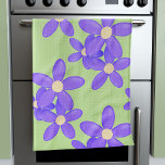 Lila Daisy Green Retro Blume Küchentücher<br><div class="desc">Wenn Sie Ihre Küchentücher hell mögen,  dann ist dieses für Sie. Lila und grün!</div>