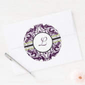 Lila Damask Initialsticker Letter K Wedding Runder Aufkleber (Umschlag)