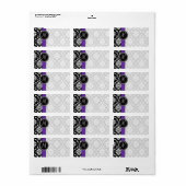 Lila Damask Monogram Dots Labels Adressaufkleber (Vorne)
