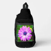 Lila Dämmerung auf der Black Sling Bag (Vorderseite)