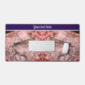 Lila Damselfly auf dem Quarzfelsen Personalisiert Schreibtischunterlage (Tastatur & Maus)