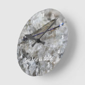 Lila Damselly Personalisiert Runde Wanduhr (Winkel)