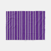 Lila Decke mit weißen Streifen (Vorderseite (Horizontal))