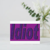lila Design "Idiot" Postkarte (Stehend Vorderseite)