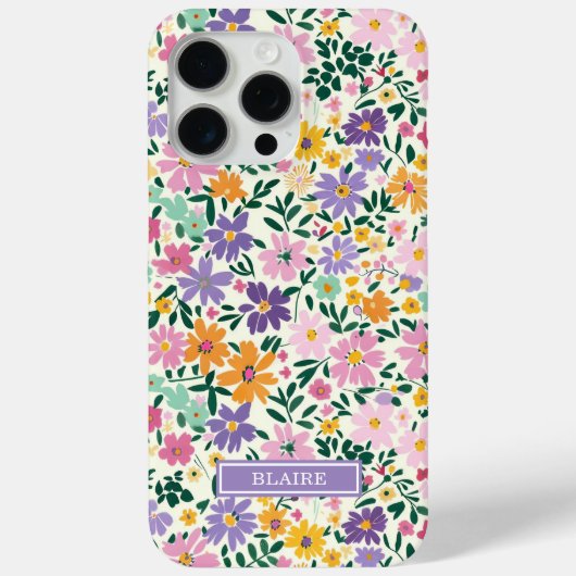 Lila Ditsy Blumen Monogramm Case-Mate iPhone Hülle (Rückseite)