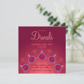 Lila Diyas auf Rangoli Einladung (Stehend Vorderseite)