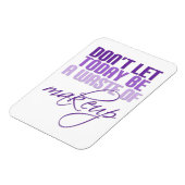 Lila Don lasse heute nicht als Makeup Magnet (Linke Seite)