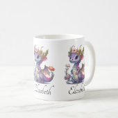 Lila Drache mit eleganter Krone Kaffeetasse (VorderseiteRechts)