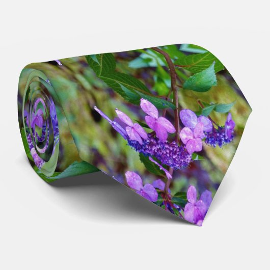 Lila Drehung und Shout Hydrangea-Blume Krawatte (Gerollt)