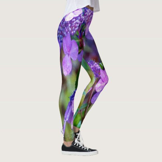 Lila Drehung und Shout Hydrangea-Blume Leggings (Rechts)