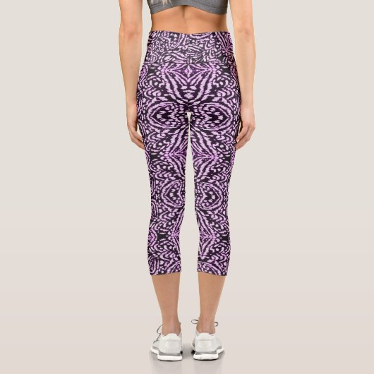 Lila Dschungel Capri Leggings (Rückseite)