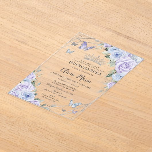 Lila Dusty Blue Floral Butterfliegen Quinceañera Acryleinladungen (Ablage )