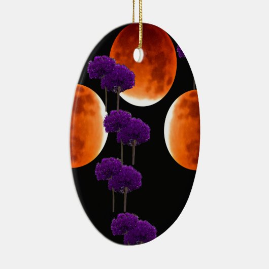 Lila Eingriff Keramikornament (Rechts)