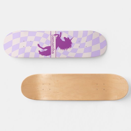 Lila Einhorn auf der Skateboard (Horizontal)