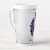 Lila Eleganter Pfau Personalisierte Latte-Tasse Milchtasse (Linke Ecke)