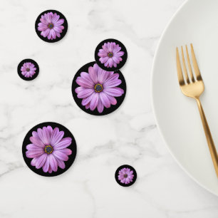 Lila Ereignisse auf Black Confetti Konfetti