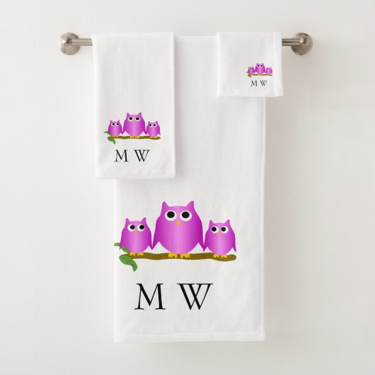 Lila Eulen Design Monogramm Badhandtuch Set (Insitu)