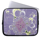 Lila Fantasie Laptopschutzhülle (Vorderseite)