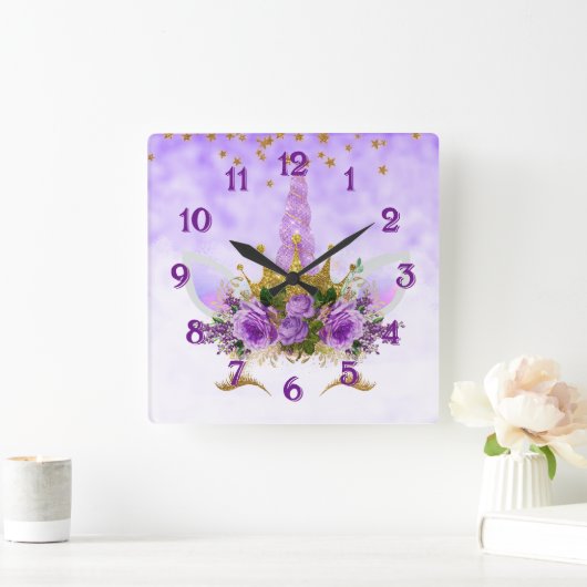 Lila Fantasie und goldener SterneUnicorn Quadratische Wanduhr (Zuhause)