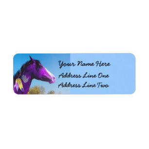 Lila Farbenpferdkriegs-Pony