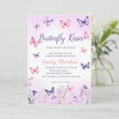 Lila Floral Butterfly Kisses Girl Babydusche Einladung (Stehend Vorderseite)