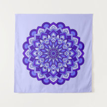 Lila Floral Mandala