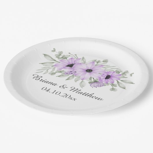 Lila Floral Simple Elegante Pappteller (Schrägansicht)