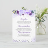 Lila Floral Wedding Information Guest Begleitkarte (Stehend Vorderseite)