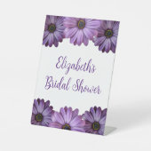 Lila florales Brautparty Sockelschild (Vorderseite)