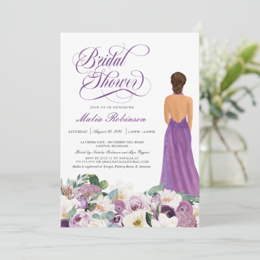 Lila florales Elegantes Hochzeitssorgen Brautparty Einladung (Stehend Vorderseite)