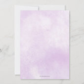 Lila florales Hochzeitskleid Brautparty Einladung (Rückseite)