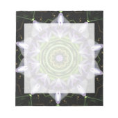 Lila florales Mandala-Kaleidoskop-Kunst Notizblock (Vorderseite)