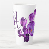 Lila florales Monogramm Annie Name individuell ein Milchtasse (Vorderseite)